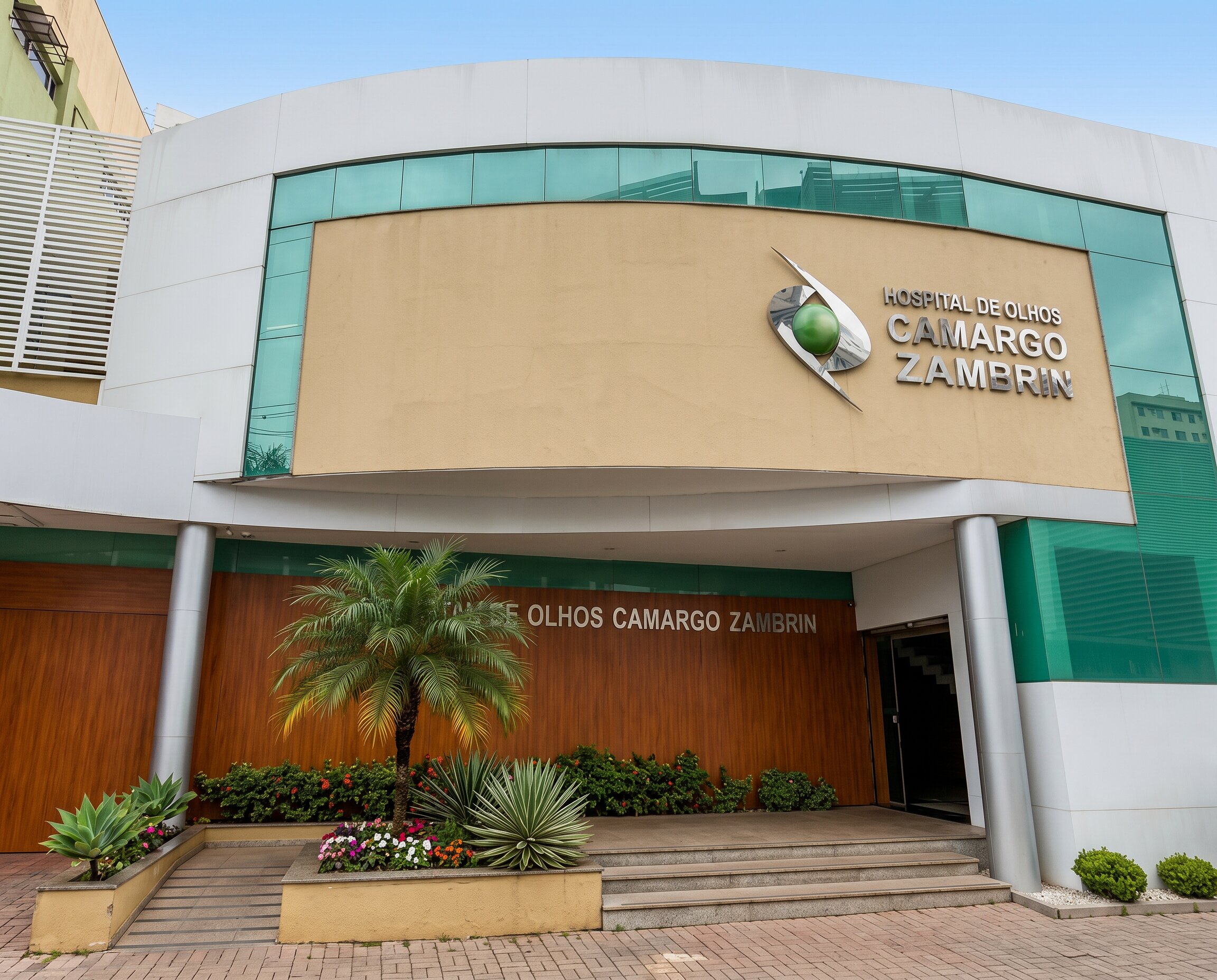 Fachada do Hospital de Olhos Camargo Zambrin